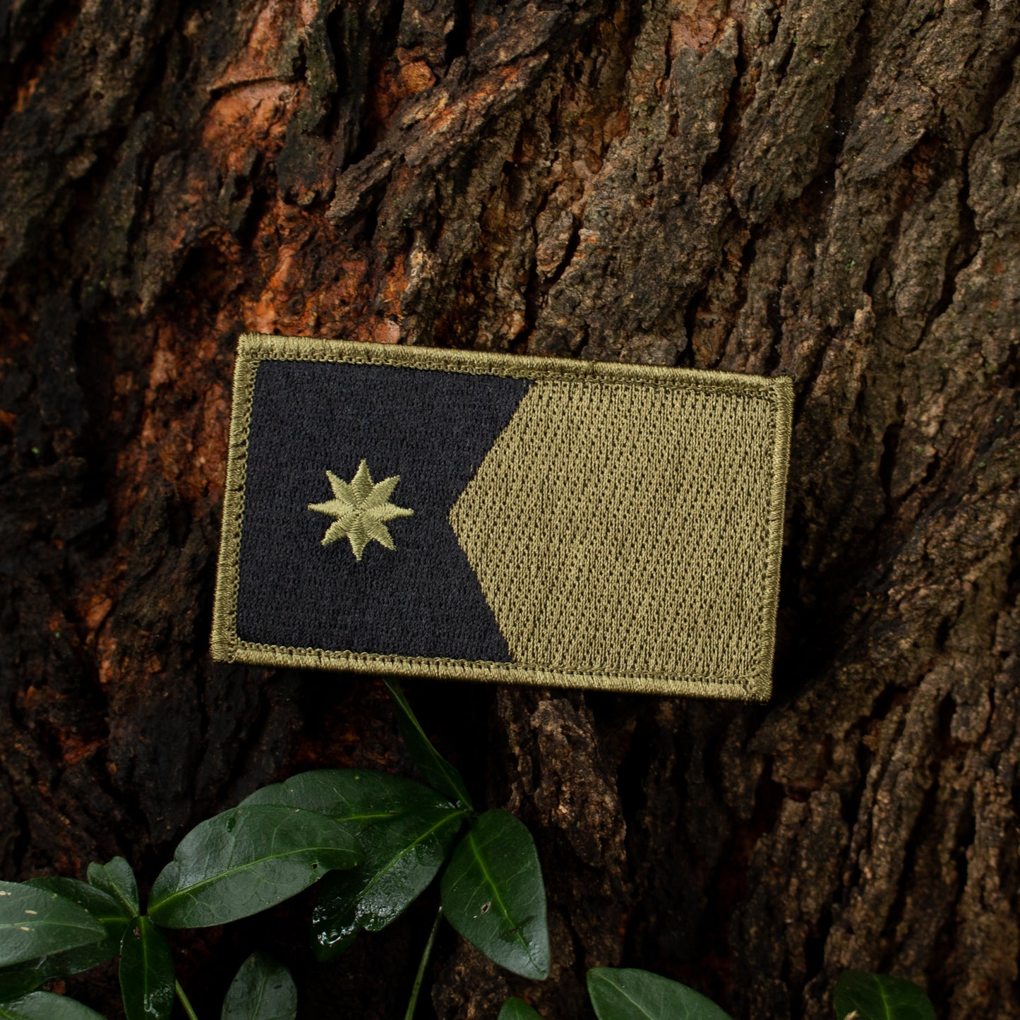 Army green MN iron-on flag patch